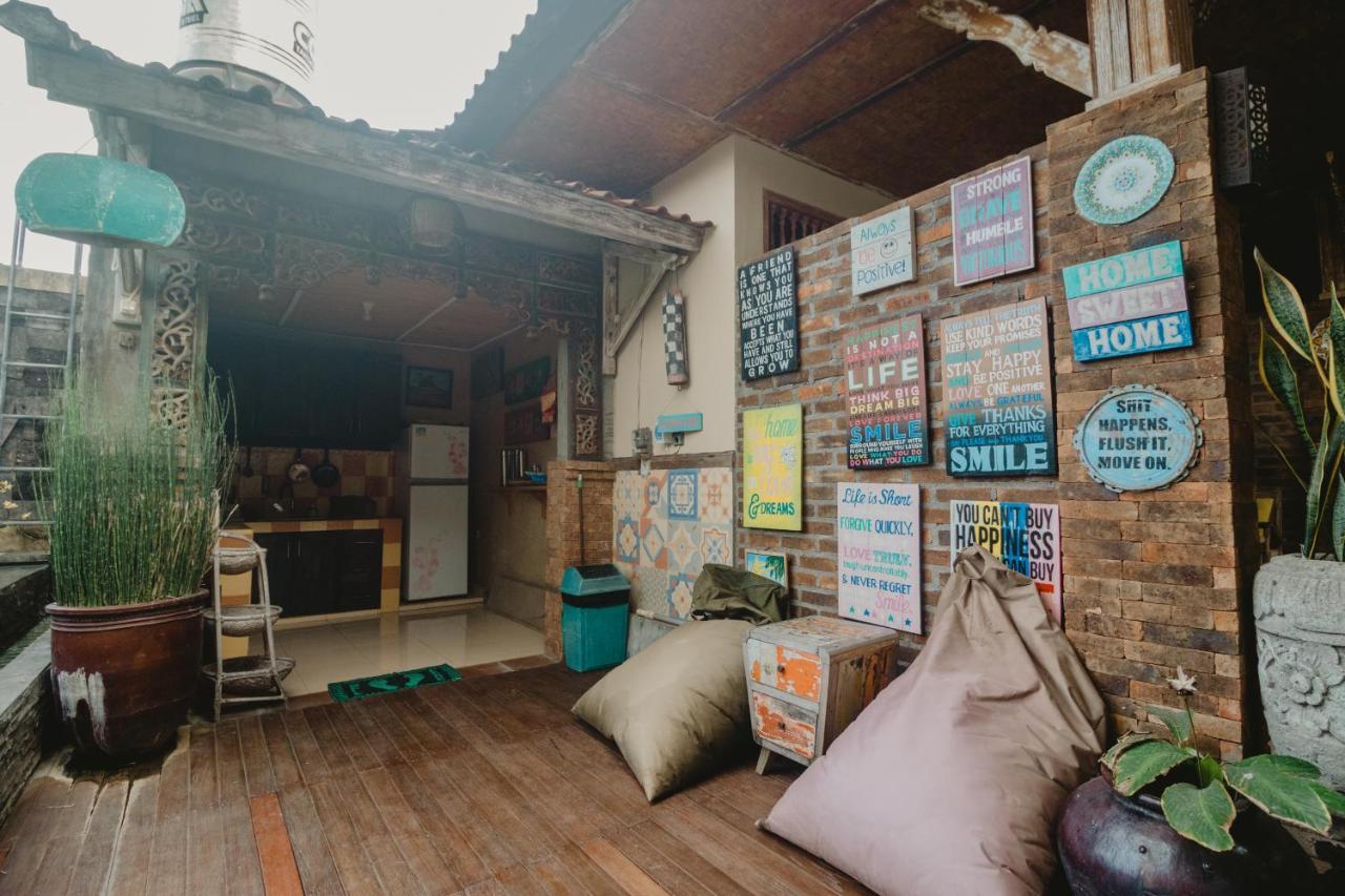 Samblung Mas House Apartment Denpasar  Ngoại thất bức ảnh