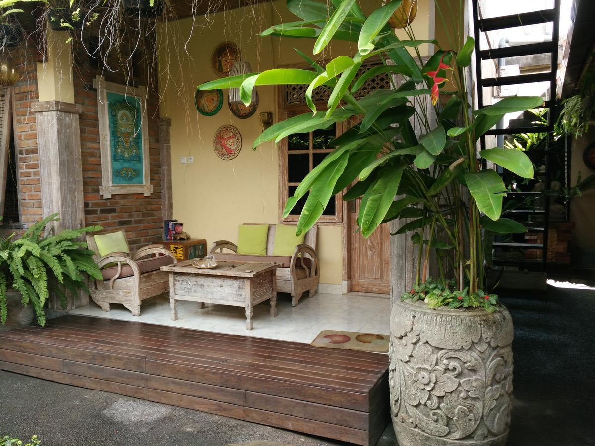 Samblung Mas House Apartment Denpasar  Ngoại thất bức ảnh
